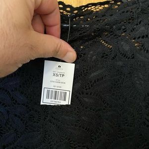 Long sleeve shirt size xs